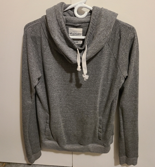 Sweater - Picture 1 of 1